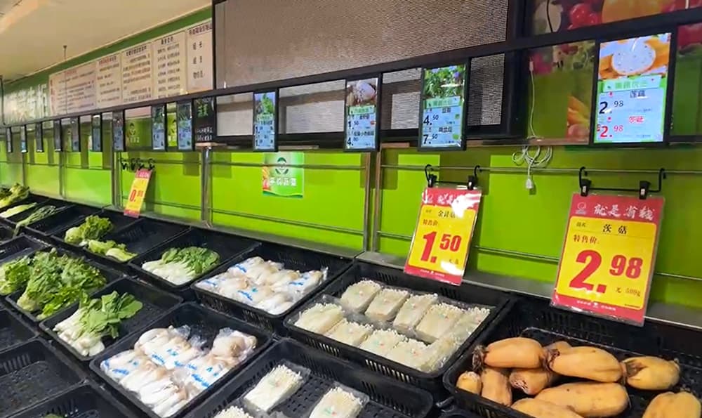 digital displays for retail